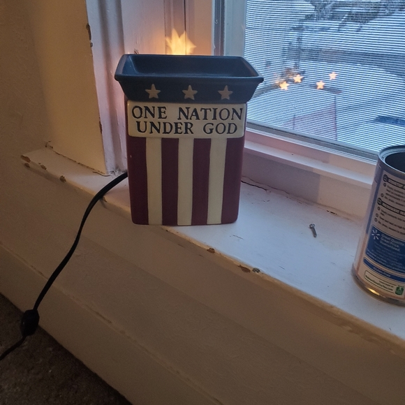 scentsy Other - One nation scentsy warmer